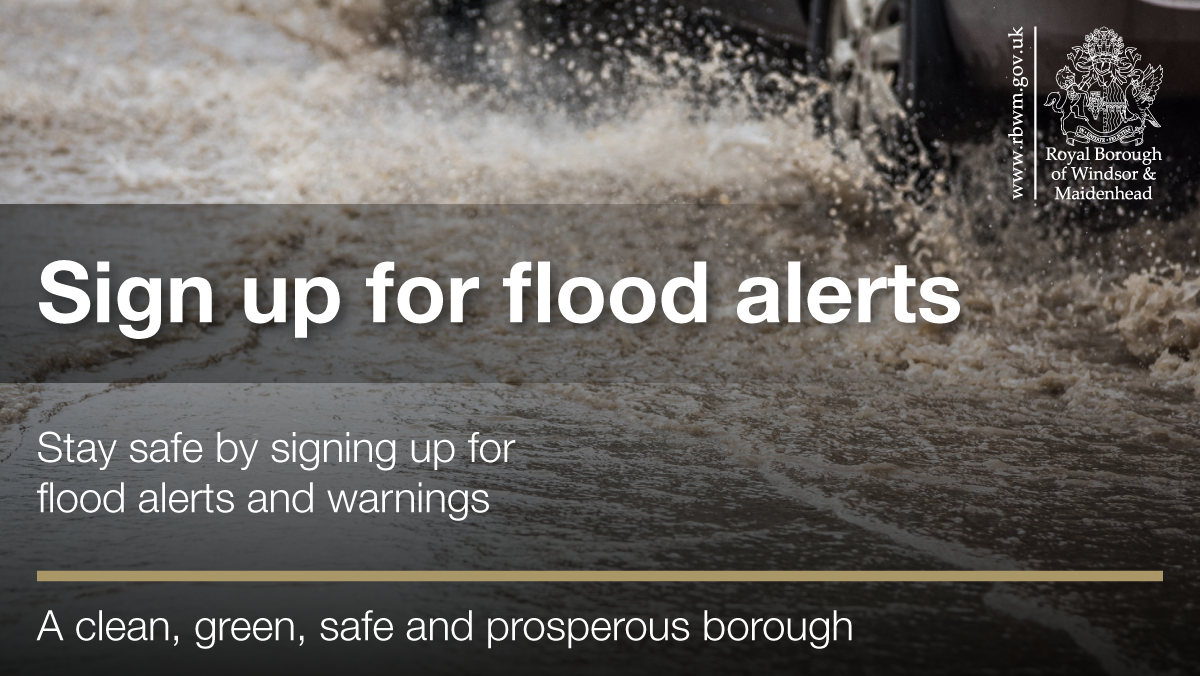 Photo of car splashing through surface water on a road. Stay safe by signing up for flood alerts and warnings